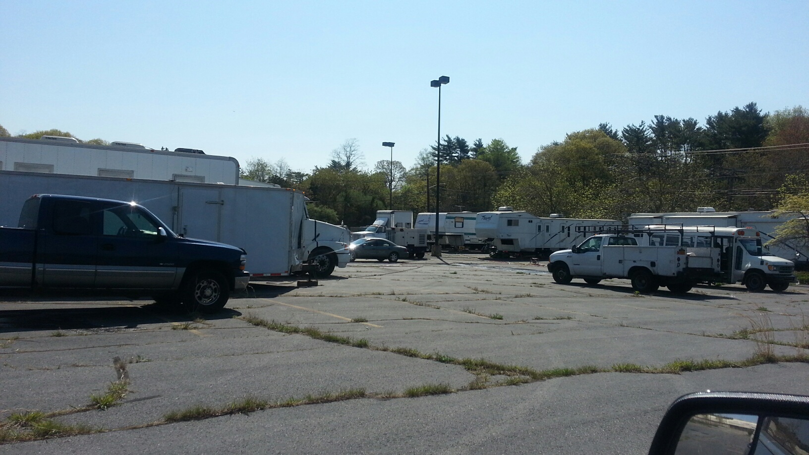 Read more about the article Breslin Removes Trailers From KMart Lot